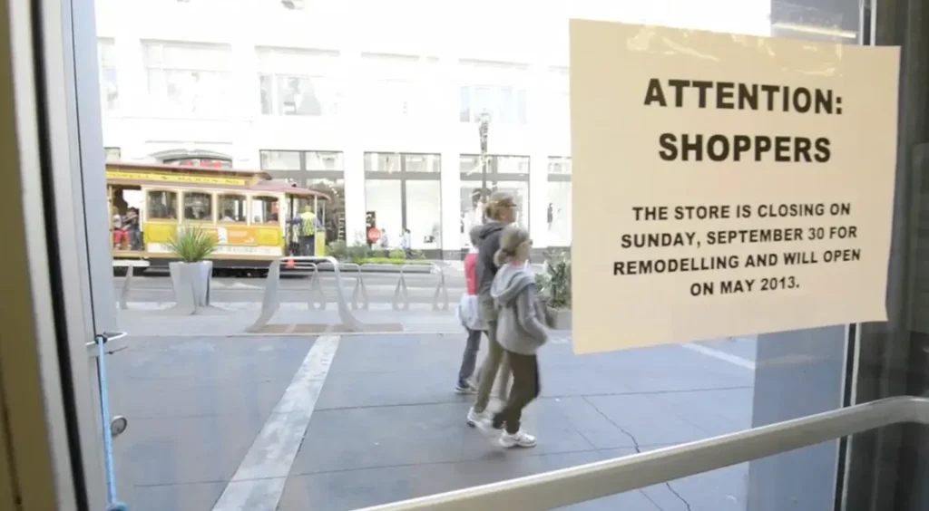 Walgreens store closi g for remodel